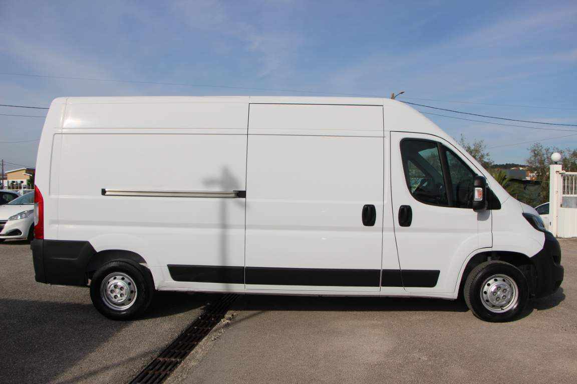 peugeot-boxer-2-2-bluehdi-2022-diesel-2179cc