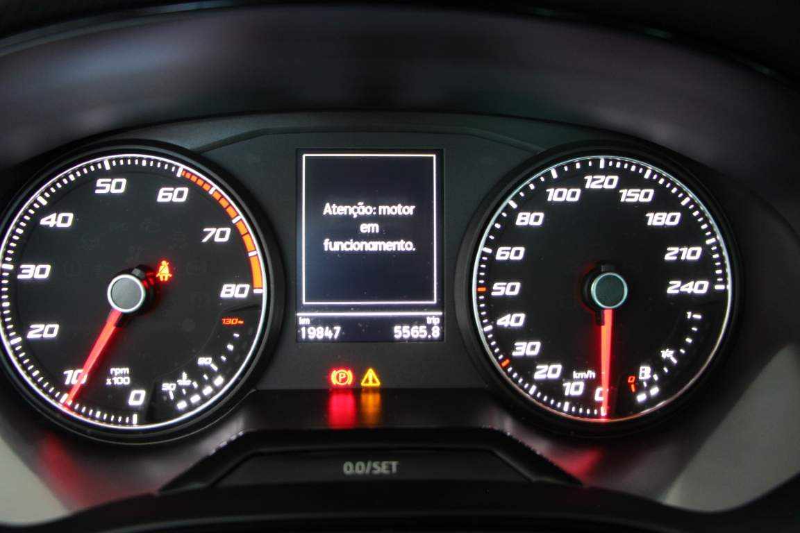 seat-arona-1-0-tsi-2022-gasolina-999cc