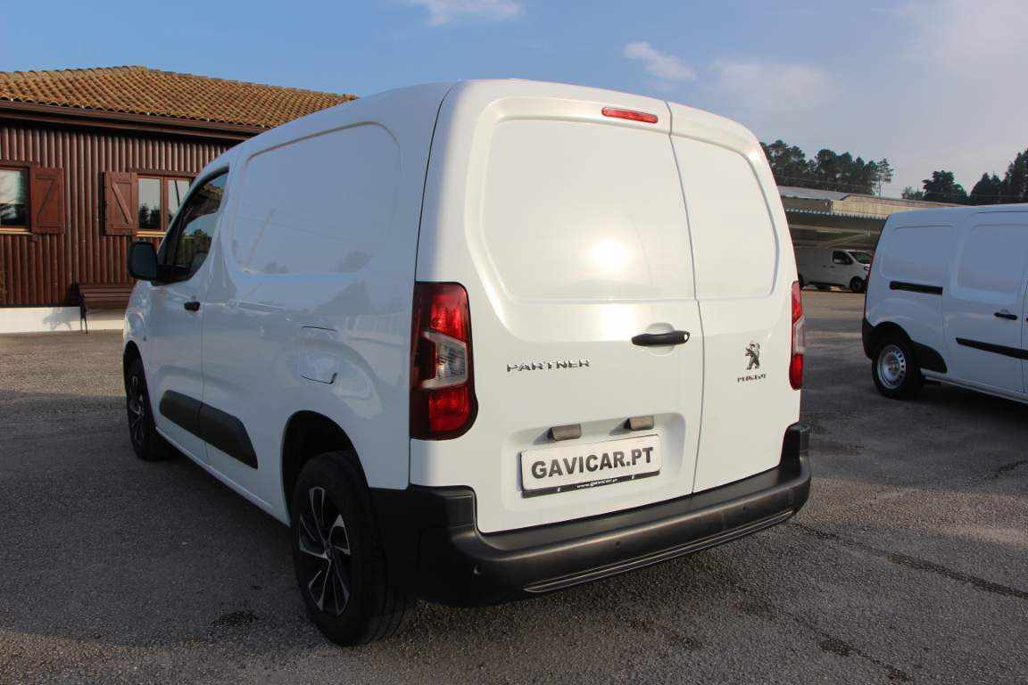 peugeot-partner-1-5-bluehdi-2022-diesel-1499cc
