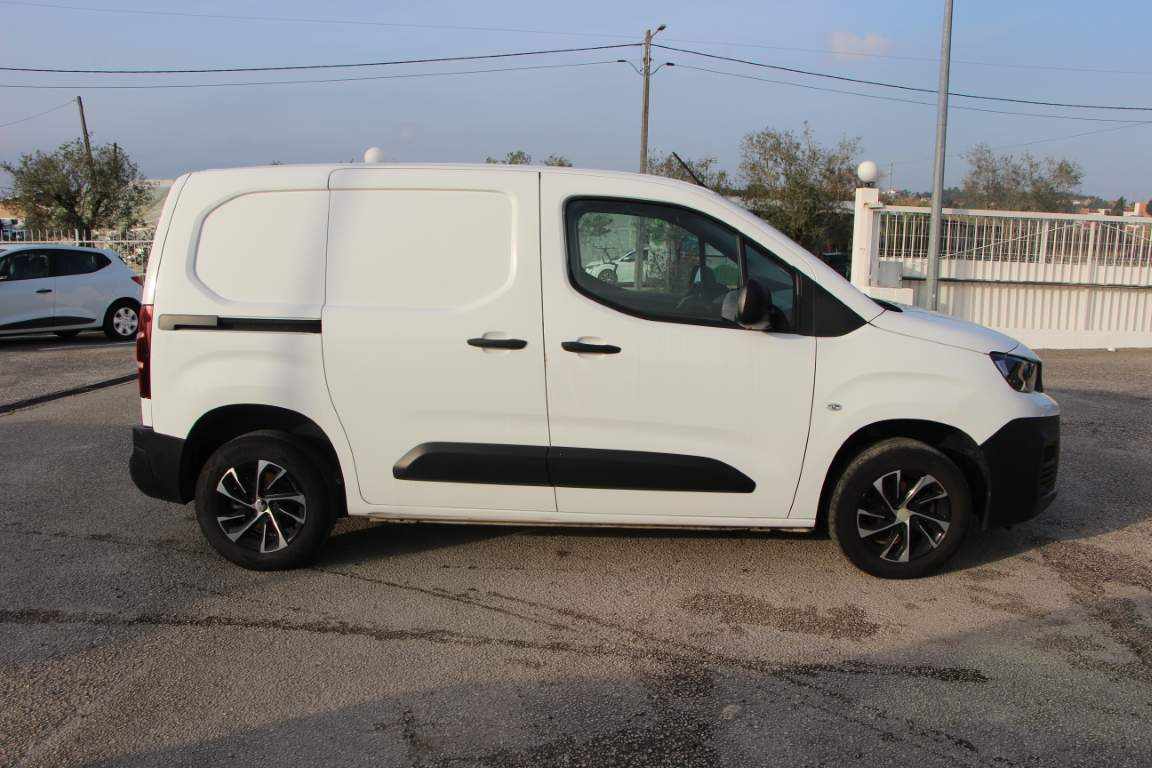 peugeot-partner-1-5-bluehdi-2022-diesel-1499cc