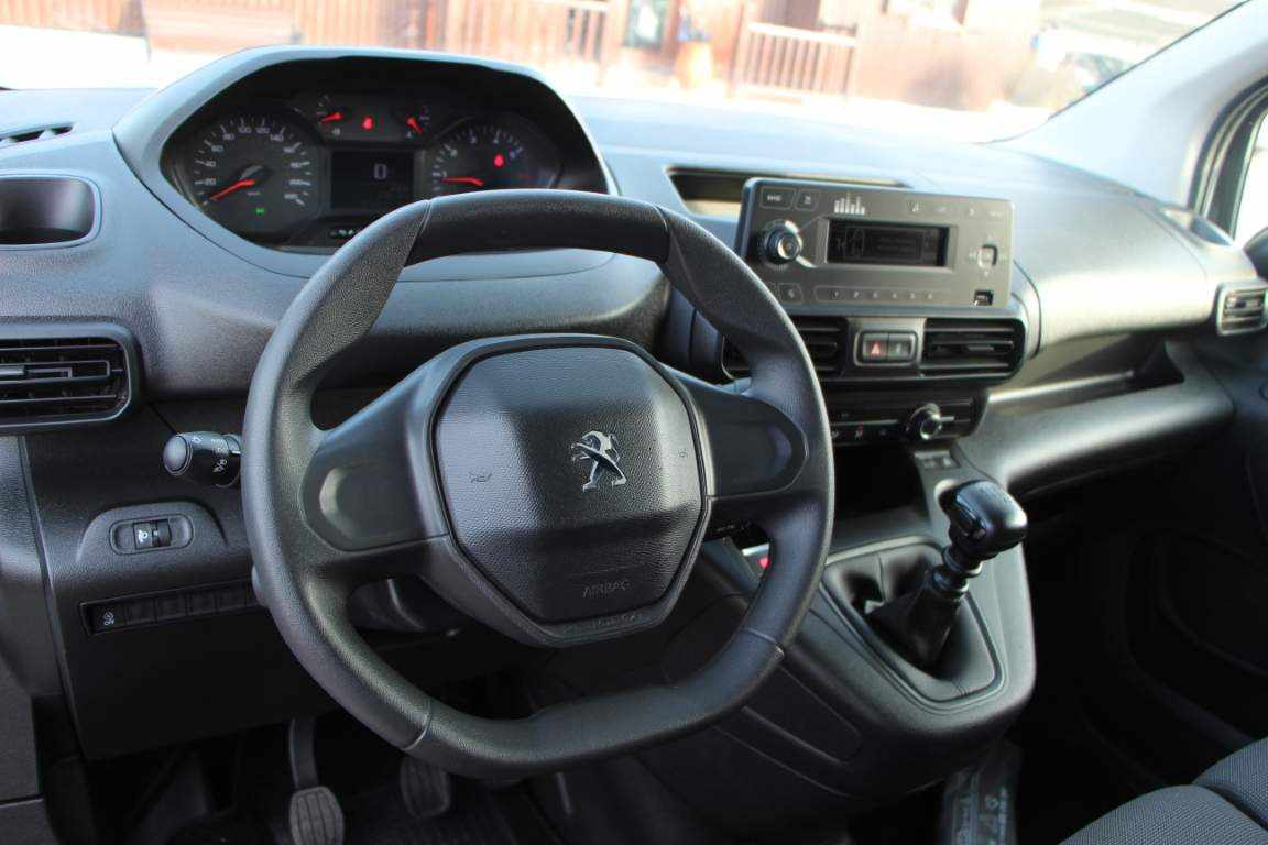 peugeot-partner-1-5-bluehdi-2022-diesel-1499cc