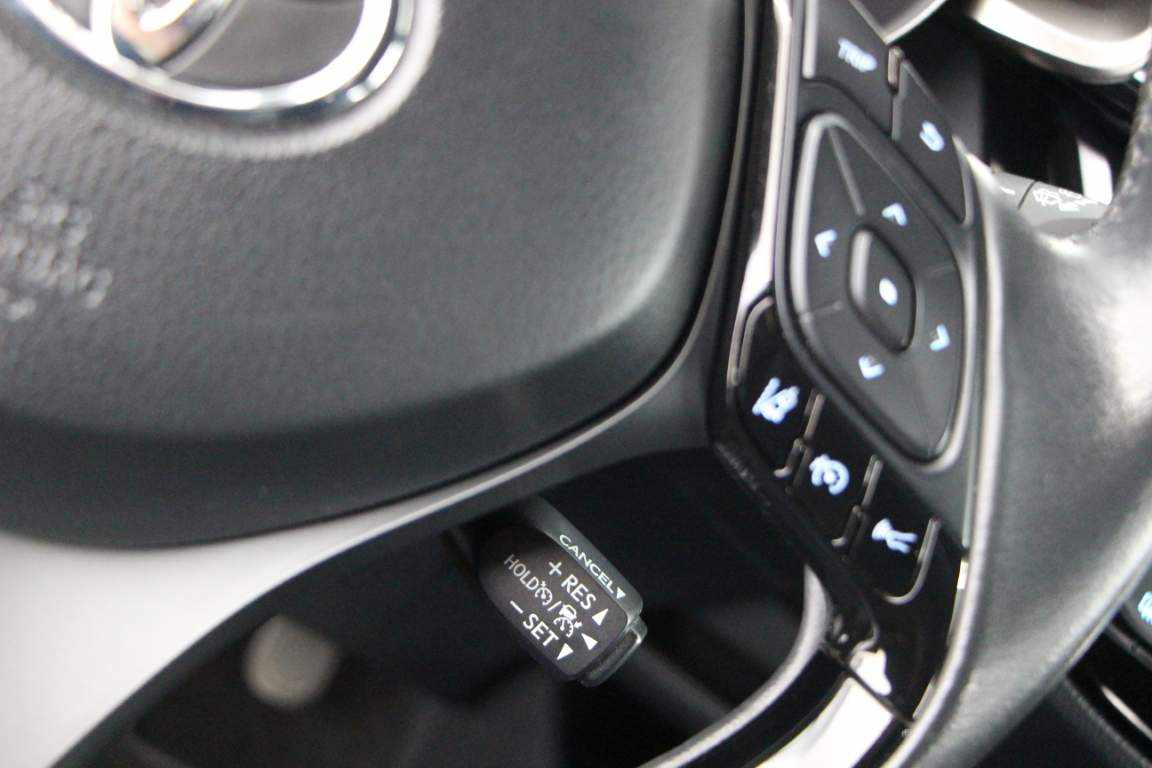 toyota-c-hr-hybrid-1-8-vvt-i-2020-gasolina-1798cc