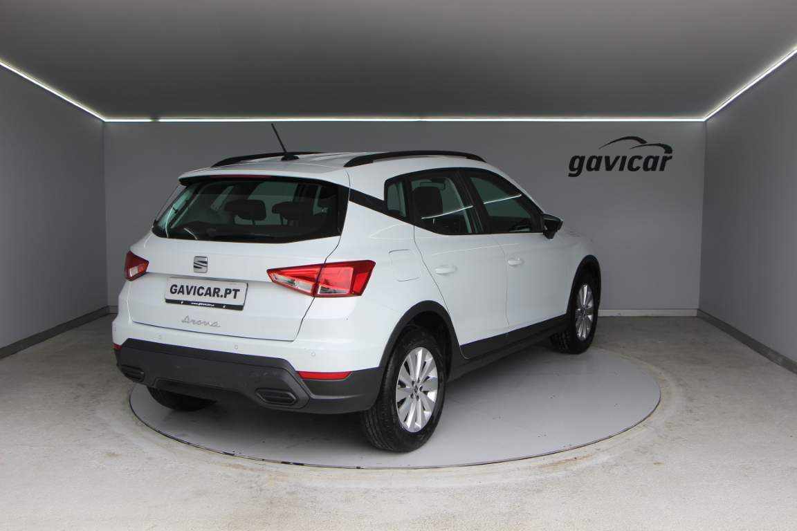 seat-arona-1-0-ecotsi-2023-gasolina-999cc