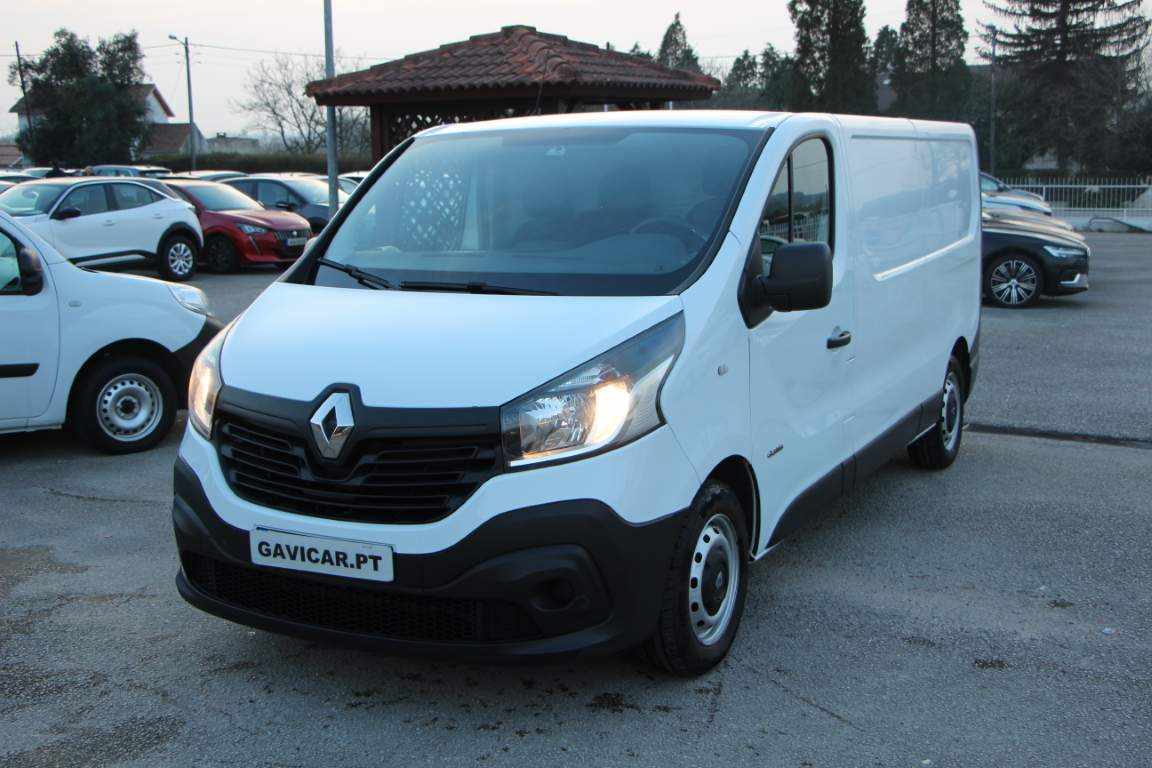 renault-trafic-1-6-dci-2015-diesel-1598cc