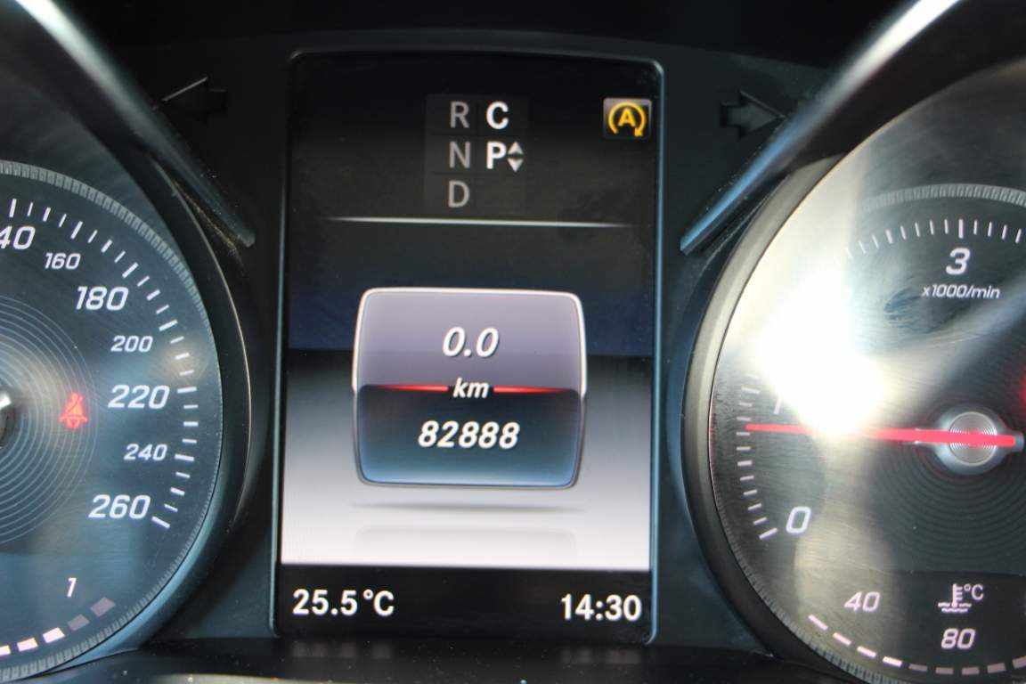 mercedes-benz-classe-v-v-220d-2018-diesel-2143cc