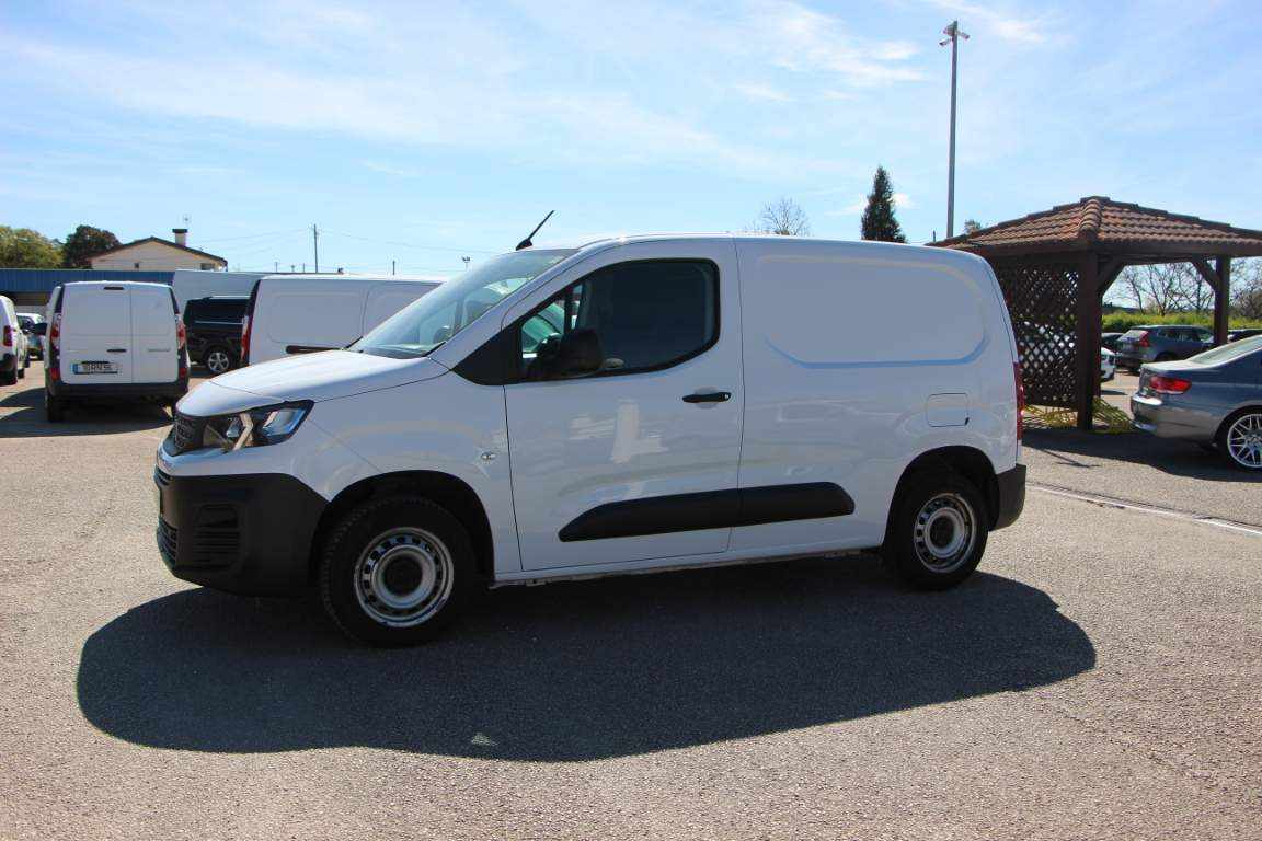peugeot-partner-1-5-bluehdi-2023-diesel-1499cc