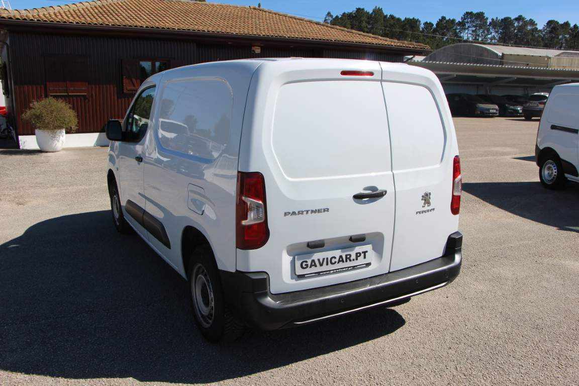 peugeot-partner-1-5-bluehdi-2023-diesel-1499cc