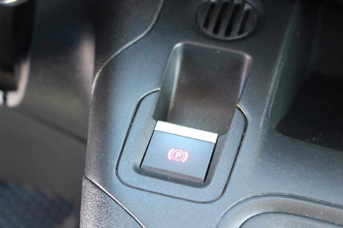 peugeot-partner-1-5-bluehdi-2023-diesel-1499cc