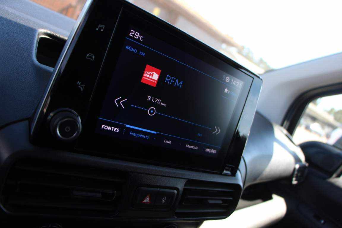 peugeot-partner-1-5-bluehdi-2023-diesel-1499cc