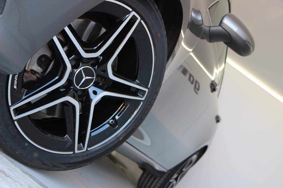 mercedes-benz-cla-250-e-2022-gasolina-1332cc