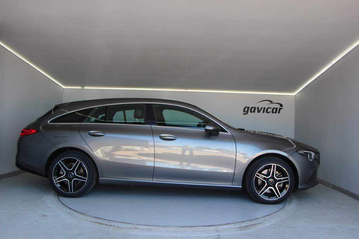 mercedes-benz-cla-250-e-2022-gasolina-1332cc