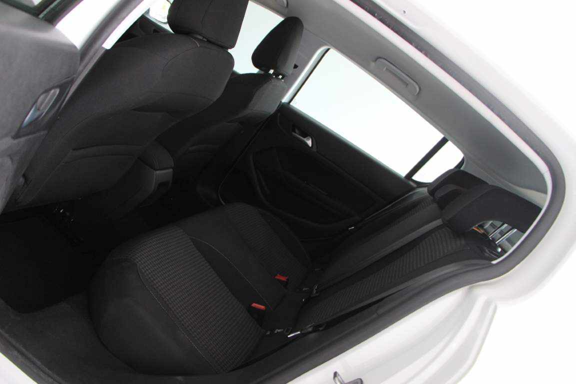 peugeot-308-1-5-bluehdi-2019-diesel-1499cc