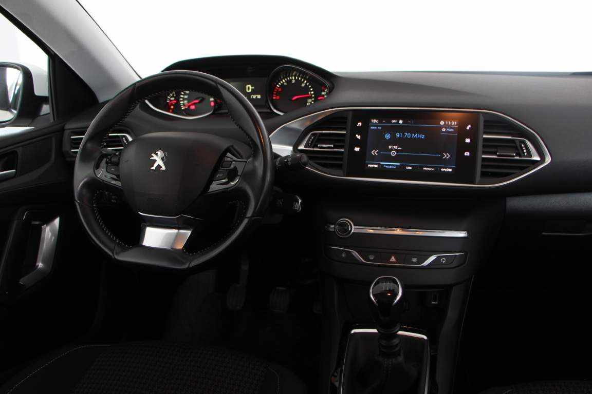 peugeot-308-1-5-bluehdi-2019-diesel-1499cc