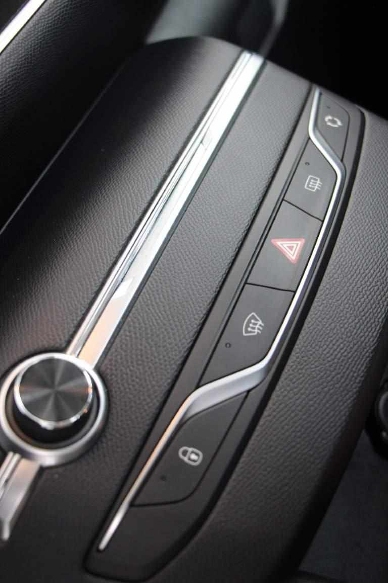 peugeot-308-1-5-bluehdi-2019-diesel-1499cc