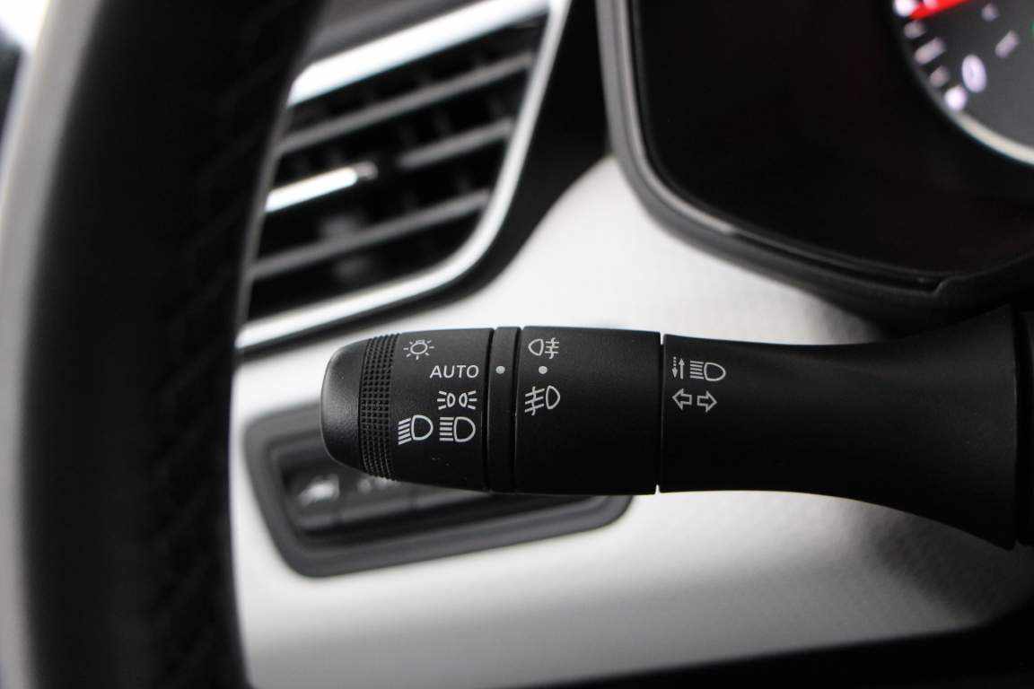 renault-clio-1-0-tce-2021-gasolina-999cc