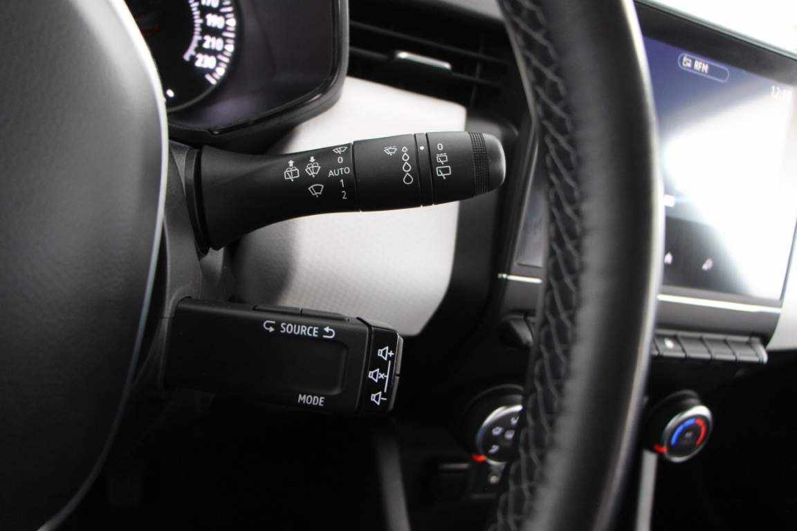 renault-clio-1-0-tce-2021-gasolina-999cc