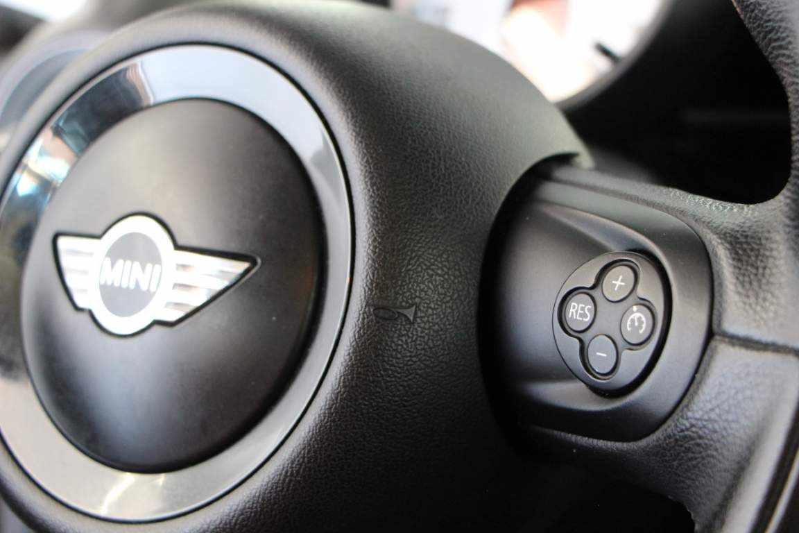 mini-hatch-one-d-2013-diesel-1598cc
