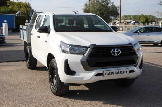 toyota-hilux-2-4-4wd-2022-diesel-2393cc