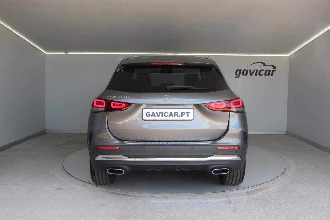 mercedes-benz-gla-250-e-2023-gasolina-1332cc