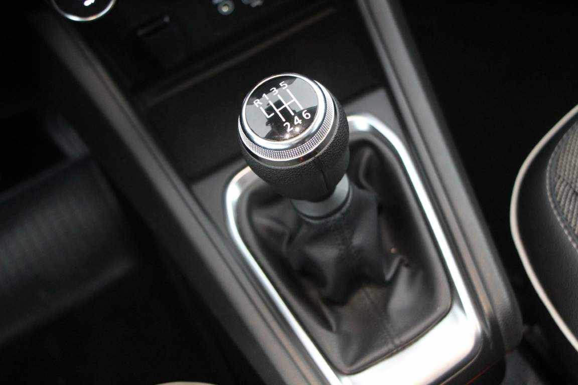 renault-captur-1-0-tce-2023-gasolina-999cc
