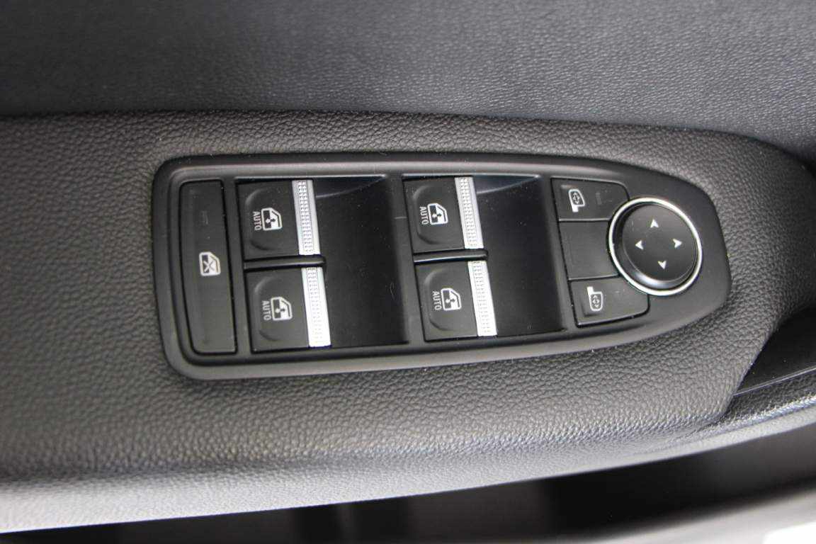 renault-captur-1-0-tce-2023-gasolina-999cc