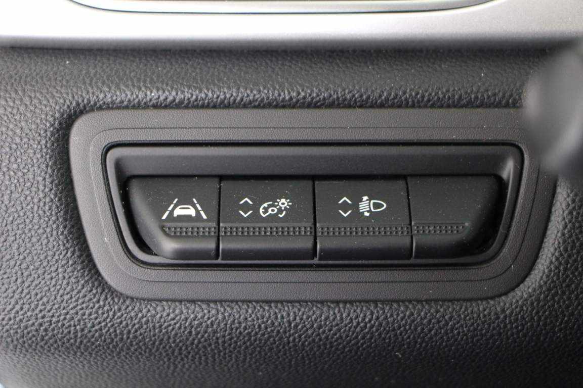 renault-captur-1-0-tce-2023-gasolina-999cc