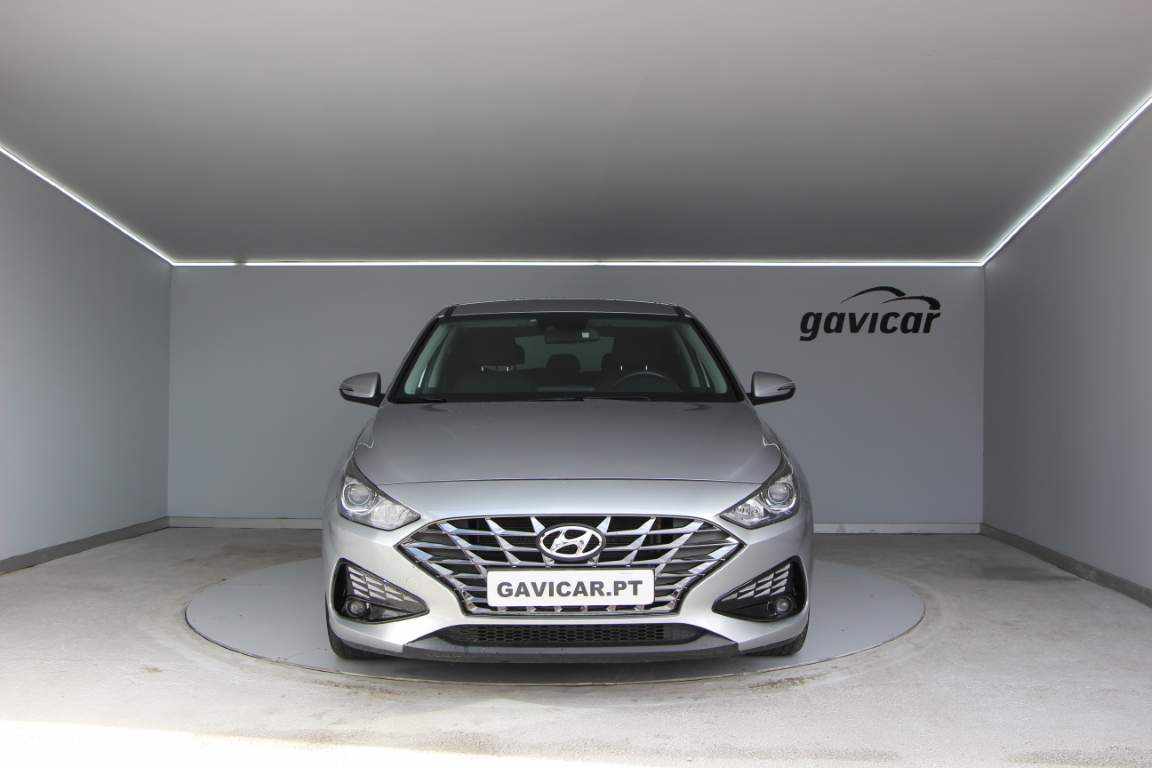 hyundai-i30-1-0-120cv-2023-gasolina-998cc