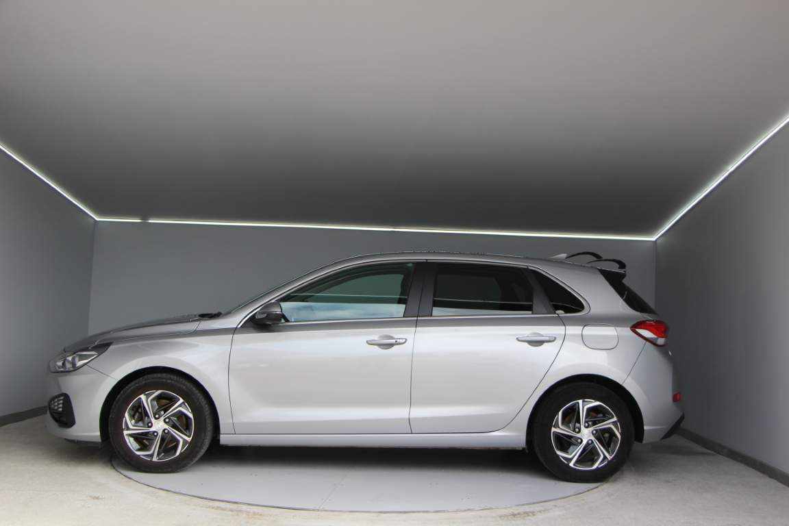 hyundai-i30-1-0-120cv-2023-gasolina-998cc