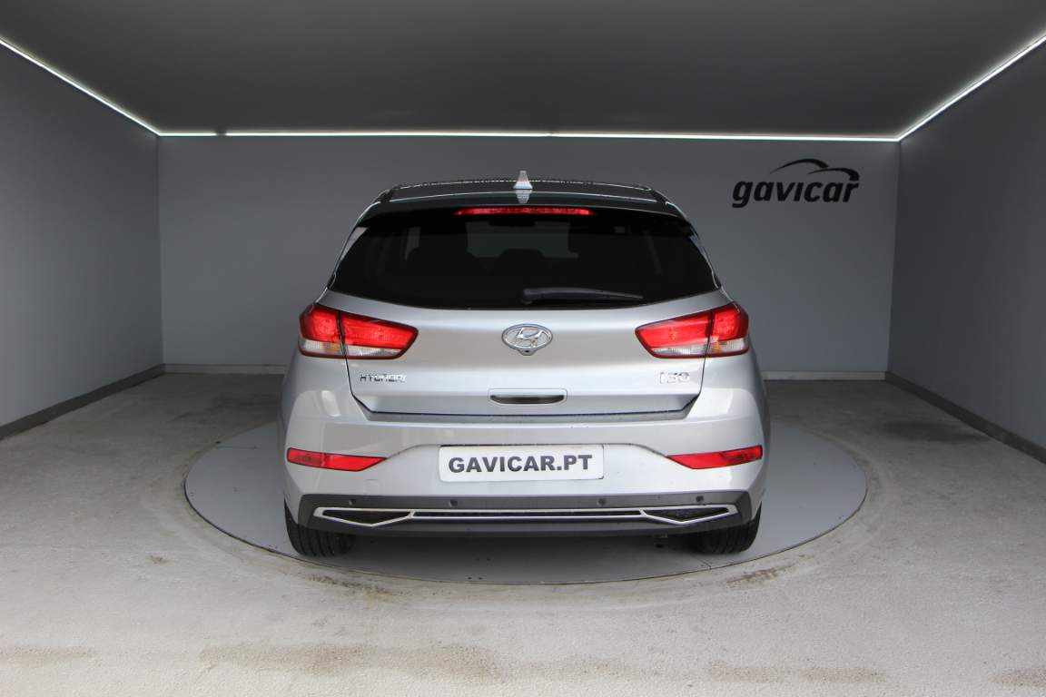 hyundai-i30-1-0-120cv-2023-gasolina-998cc