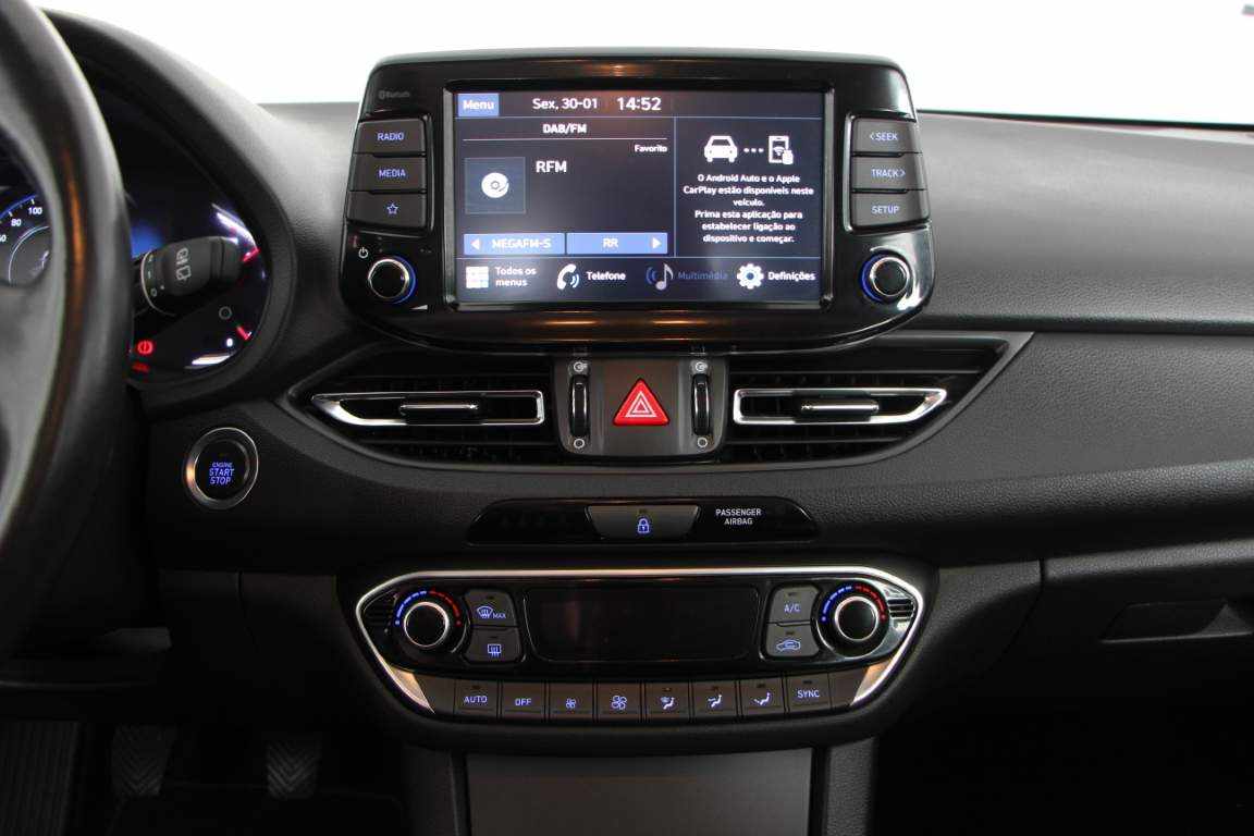 hyundai-i30-1-0-120cv-2023-gasolina-998cc