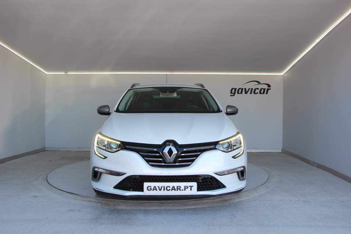 renault-megane-sport-tourer-2019-diesel-1461cc