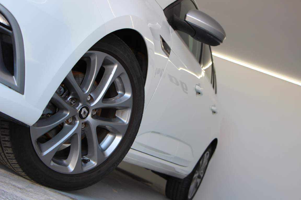 renault-megane-sport-tourer-2019-diesel-1461cc