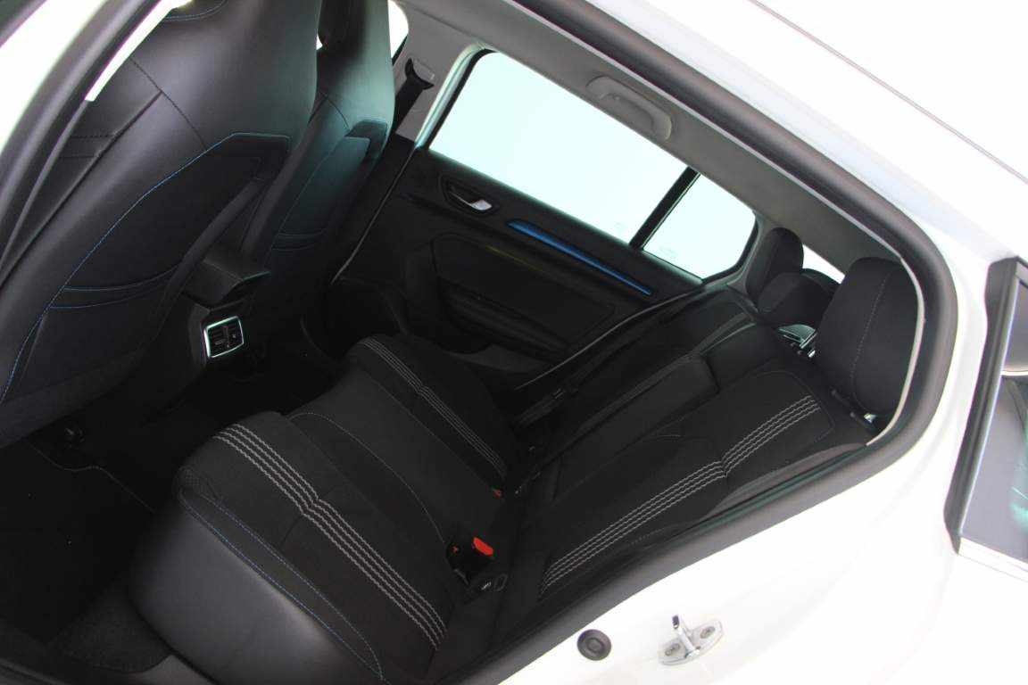 renault-megane-sport-tourer-2019-diesel-1461cc