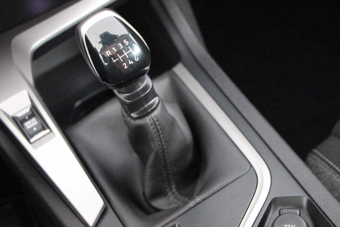 peugeot-308-1-5-bluehdi-2022-diesel-1499cc