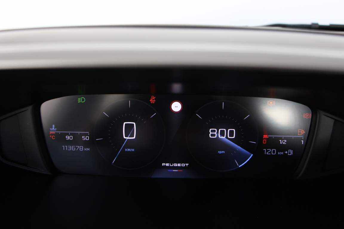 peugeot-308-1-5-bluehdi-2022-diesel-1499cc