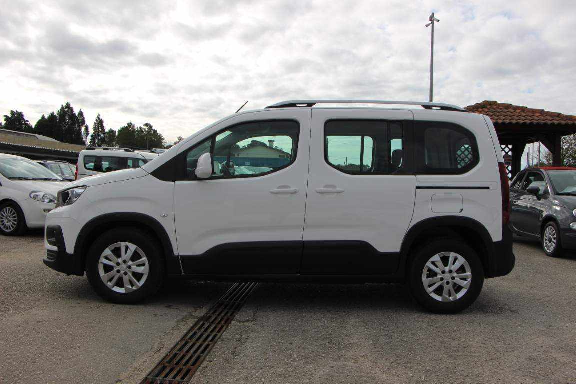 peugeot-rifter-1-5-bluehdi-2019-diesel-1499cc