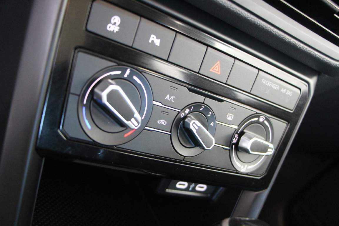 volkswagen-t-cross-1-0-tsi-2023-gasolina-999cc