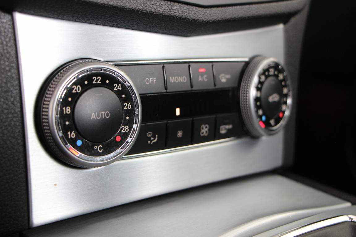 mercedes-benz-classe-c-c-220-cdi-2008-diesel-2148cc