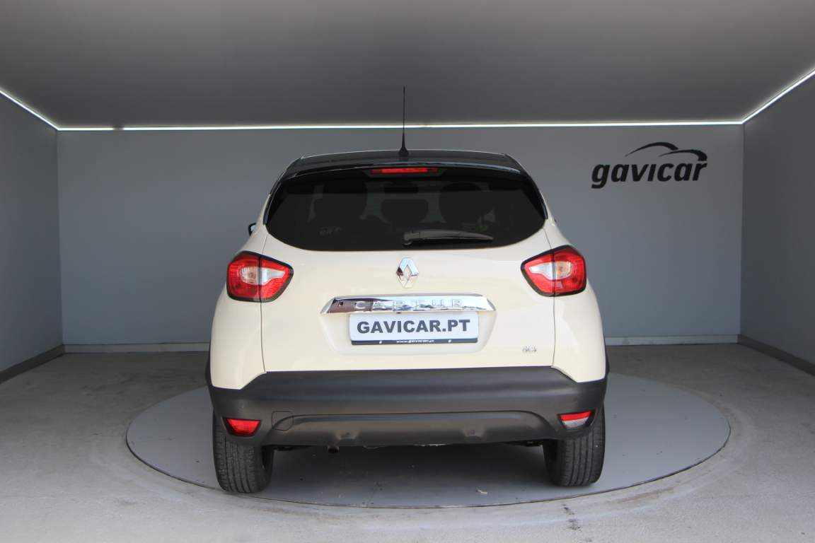 renault-captur-1-5-dci-2015-diesel-1461cc
