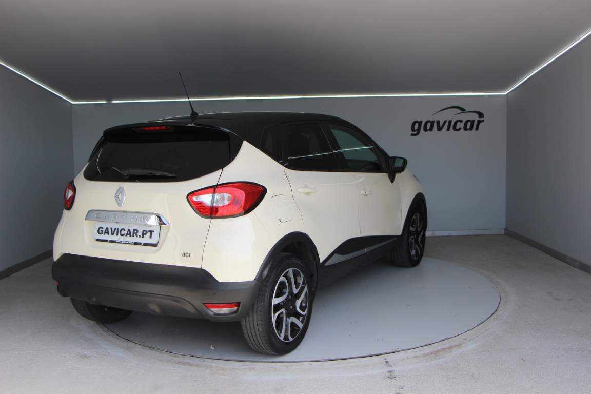 renault-captur-1-5-dci-2015-diesel-1461cc