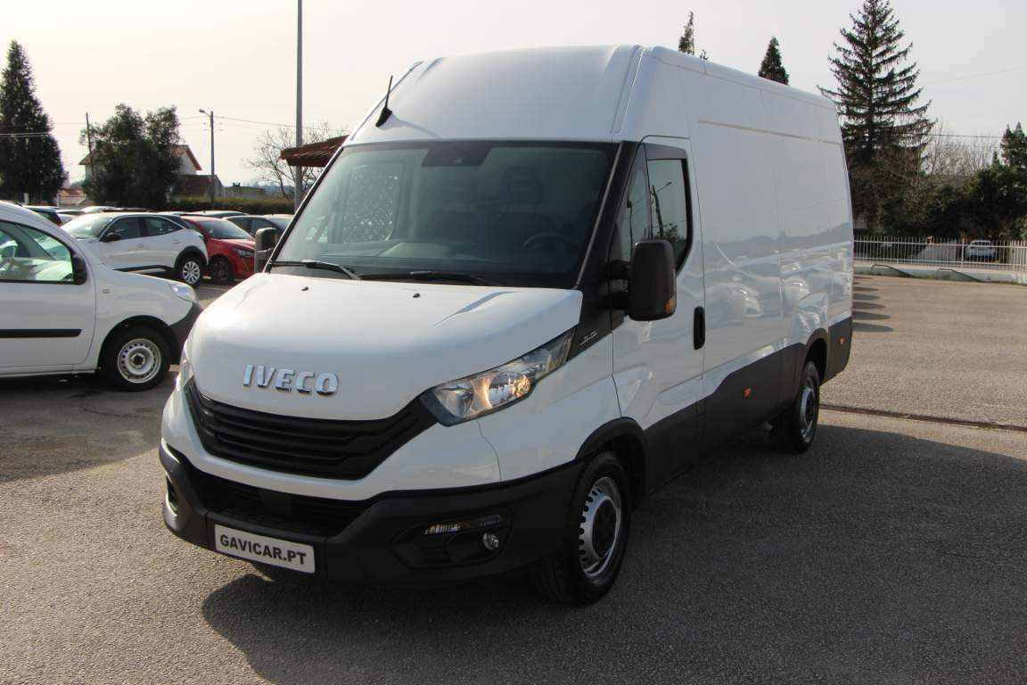 iveco-daily-2-3-156cv-2022-diesel-2287cc