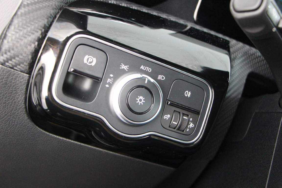 mercedes-benz-classe-a-a-180-d-1-5-2020-diesel-1461cc