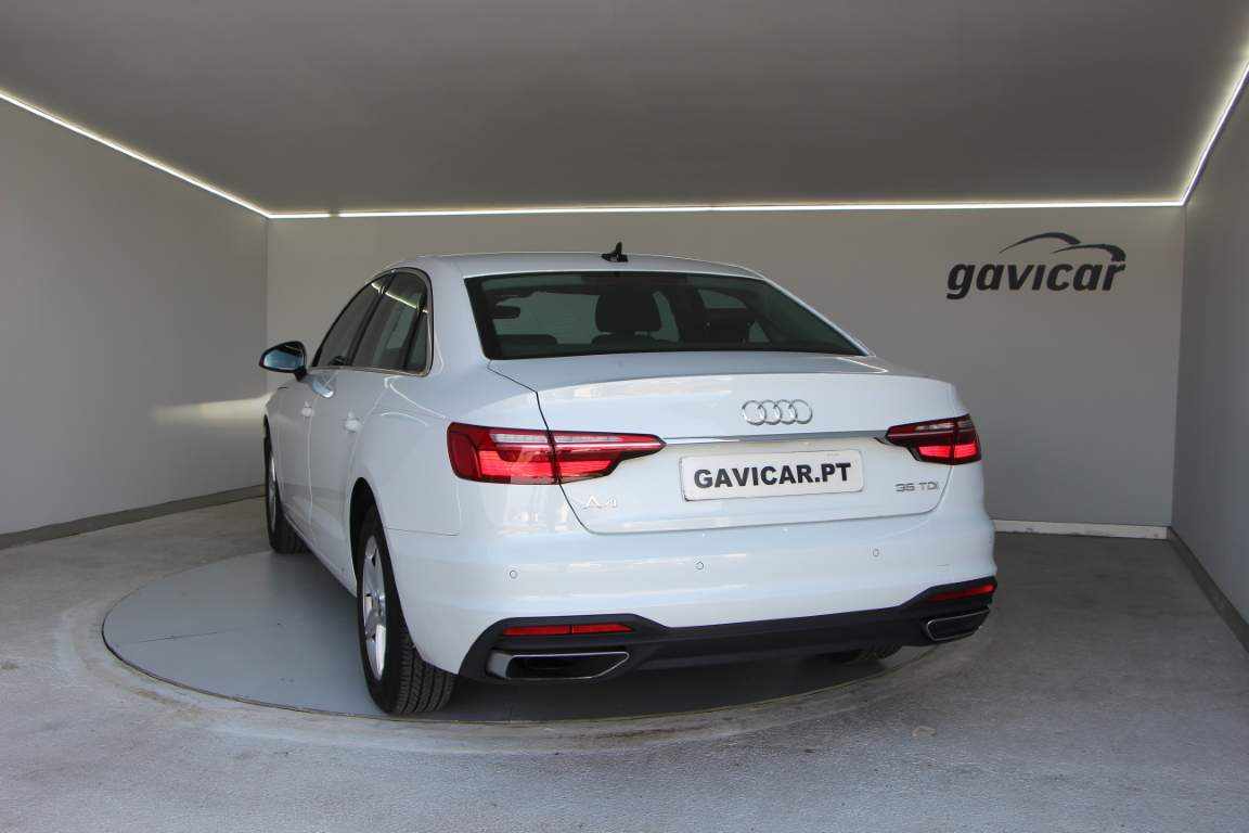 audi-a4-40-tdi-2022-diesel-1968cc