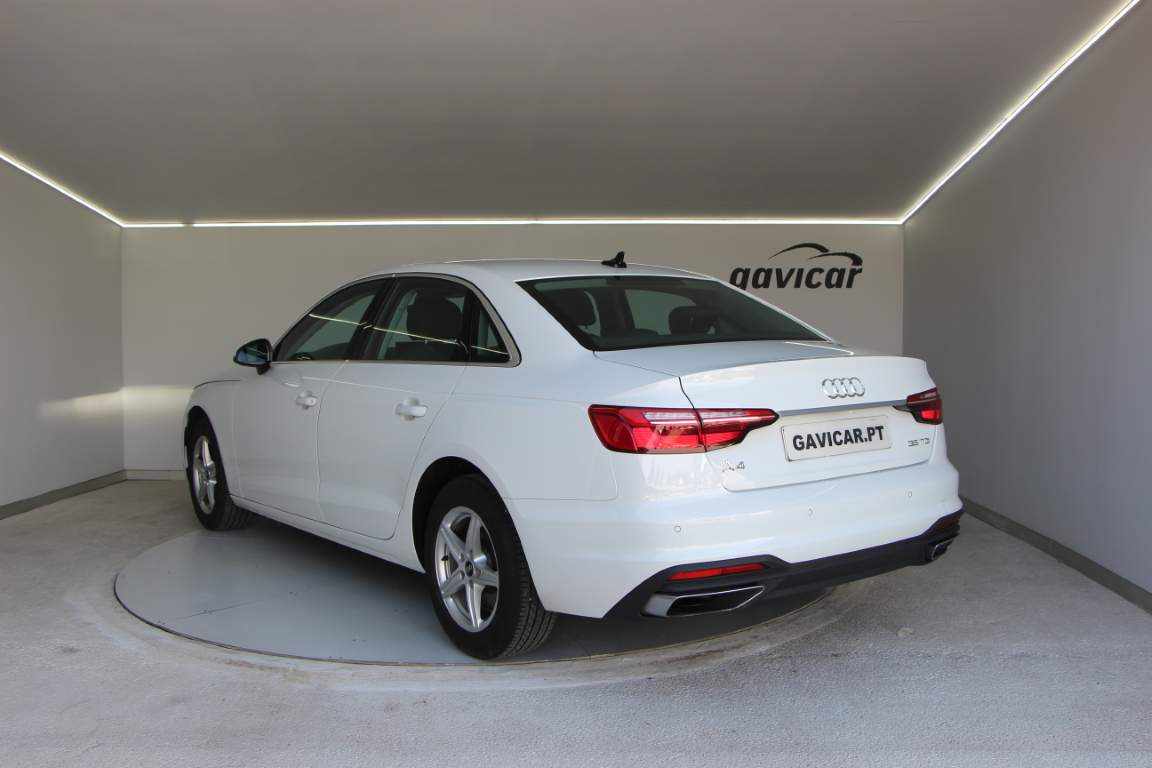 audi-a4-40-tdi-2022-diesel-1968cc
