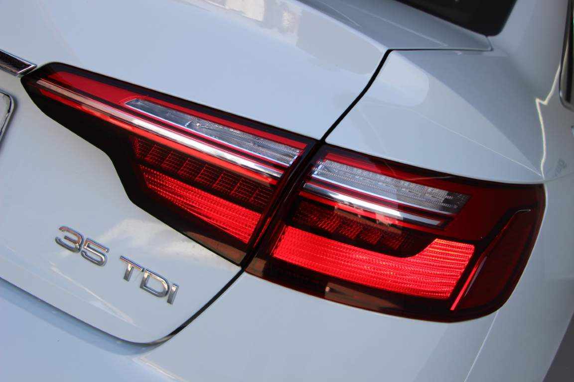 audi-a4-40-tdi-2022-diesel-1968cc