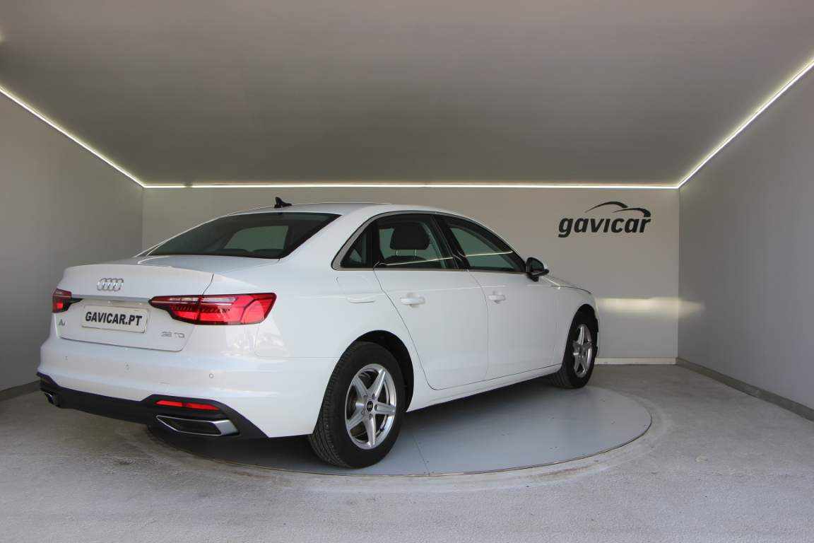 audi-a4-40-tdi-2022-diesel-1968cc