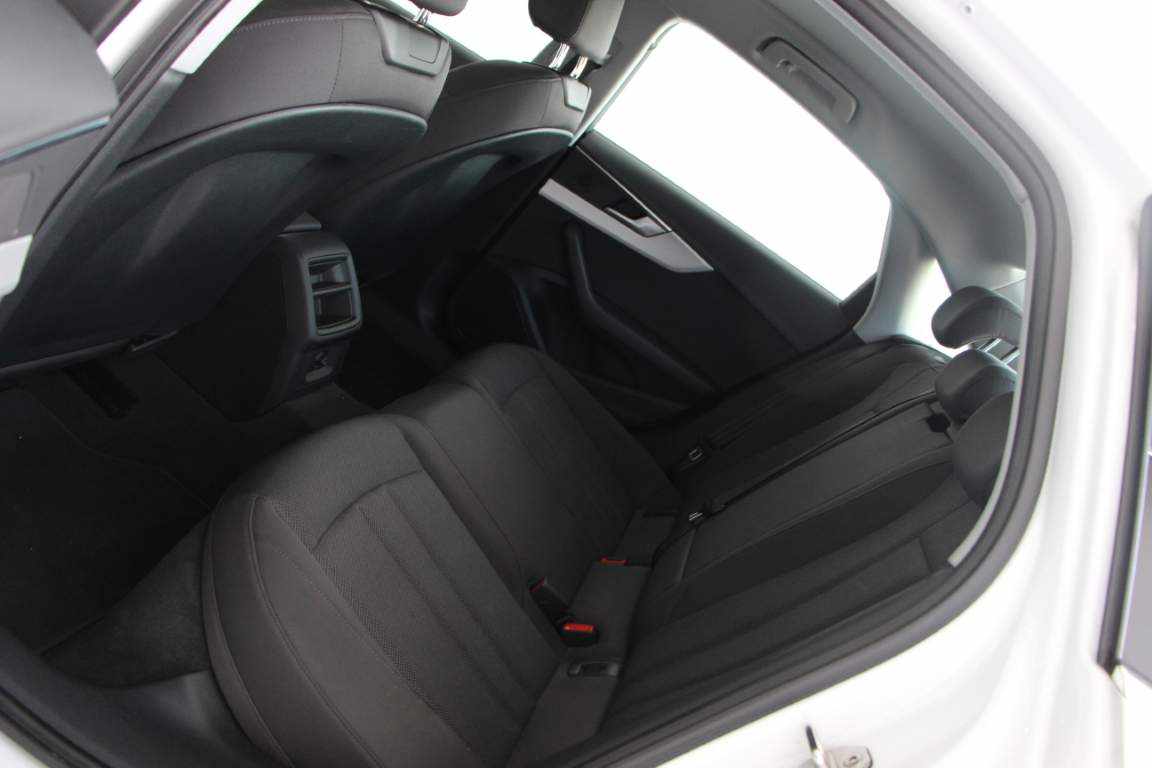 audi-a4-40-tdi-2022-diesel-1968cc