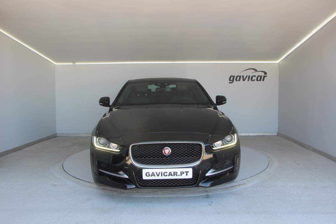 jaguar-xe-20d-2017-diesel-1999cc