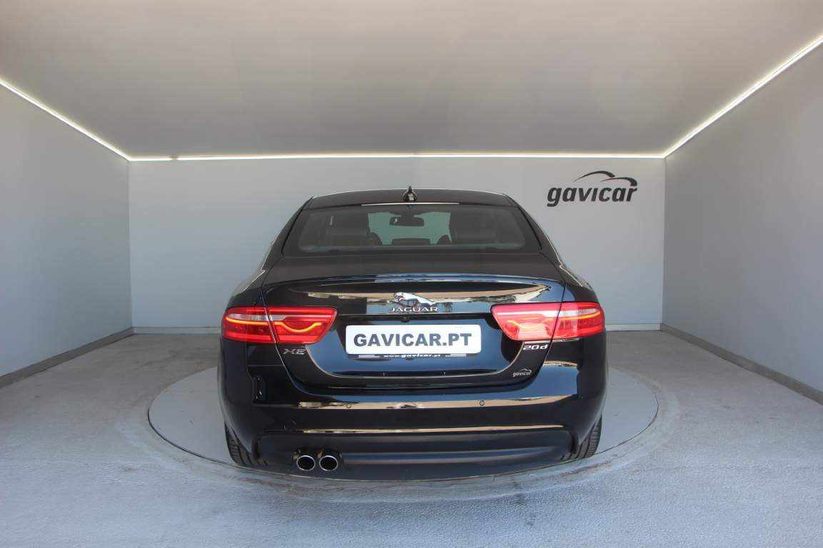 jaguar-xe-20d-2017-diesel-1999cc