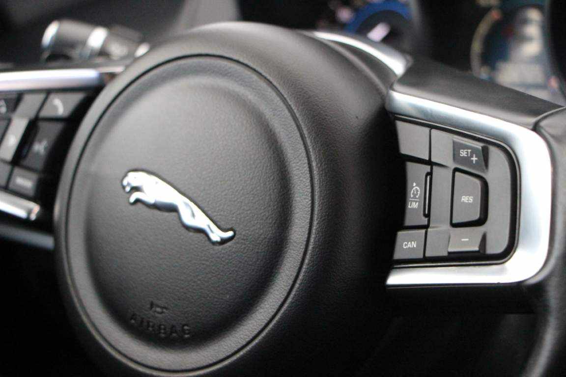 jaguar-xe-20d-2017-diesel-1999cc